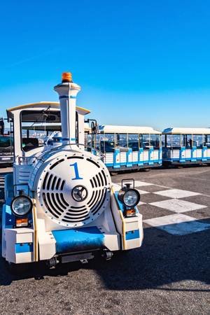 Hop aboard the tourist train for a family-friendly tour of Marseille’s top landmarks – Ride included with the Marseille Pass.