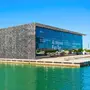地中海とヨーロッパの文明を紹介するミュゼ・デ・シヴィリザシオン（Mucem）を訪れ、その近代的な海辺の建築を楽しもう – Marseille Passで無料入場。